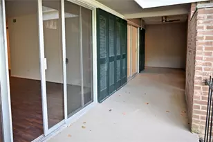 624 S Ripple Creek Dr, Houston, TX 77057 - Photo 20