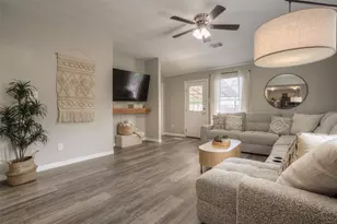 5049 Willow Point Dr, Conroe, TX 77303 - Photo 10
