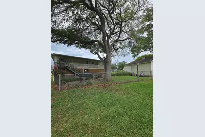 212 Water Ridge Drive, Livingston, TX 77351 - Photo 2