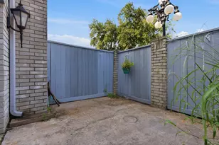 506 Wilcrest Dr, Houston, TX 77042 - Photo 18