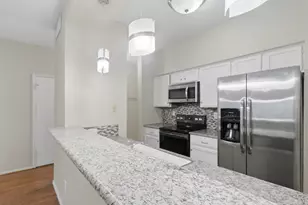 506 Wilcrest Dr, Houston, TX 77042 - Photo 8