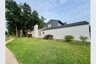 1223 Goldendale Drive, Seabrook, TX 77586 - Photo 2
