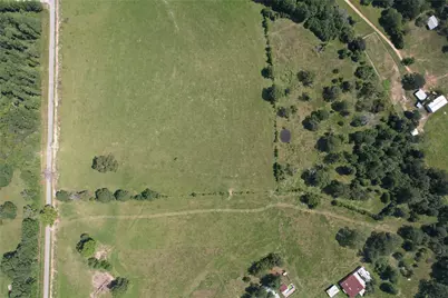 926 Jones, New Waverly, TX 77385 - Photo 4