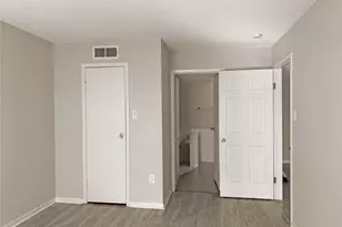 2816 S Bartell Dr, Houston, TX 77054 - Photo 16