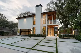 46 W Broad Oaks Dr, Houston, TX 77056 - Photo 2