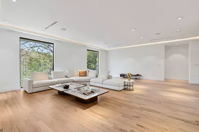 46 W Broad Oaks Dr, Houston, TX 77056 - Photo 32