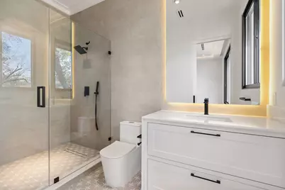 46 W Broad Oaks Dr, Houston, TX 77056 - Photo 40