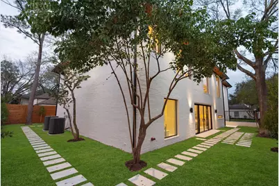 46 W Broad Oaks Dr, Houston, TX 77056 - Photo 48