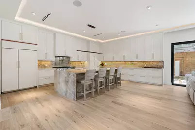 46 W Broad Oaks Dr, Houston, TX 77056 - Photo 12