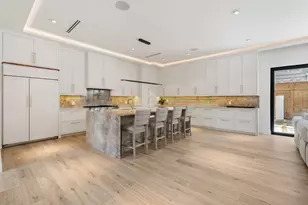 46 W Broad Oaks Dr, Houston, TX 77056 - Photo 12