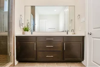 135 Knightsbridge Park Lane, Houston, TX 77018 - Photo 18