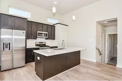 135 Knightsbridge Park Lane, Houston, TX 77018 - Photo 6