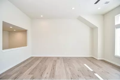 135 Knightsbridge Park Lane, Houston, TX 77018 - Photo 12