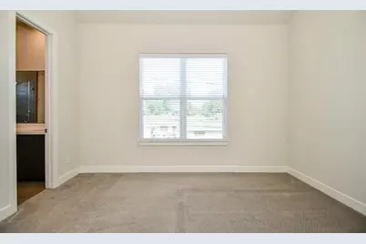 135 Knightsbridge Park Lane, Houston, TX 77018 - Photo 14