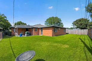 6131 Birdwood Rd, Houston, TX 77074 - Photo 20