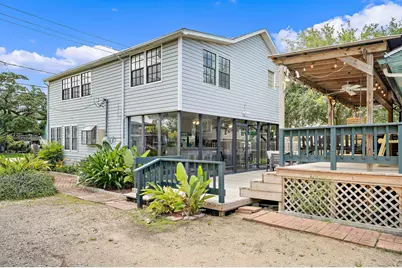 515 Clear Lake Road, Kemah, TX 77565 - Photo 1