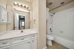 1010 Gardenwalk Dr, La Porte, TX 77571 - Photo 26