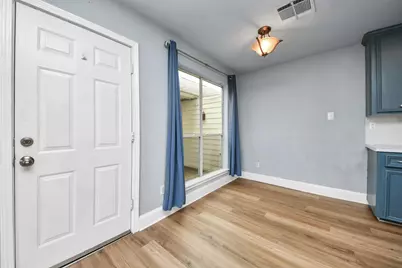 1010 Garden Walk Drive, La Porte, TX 77571 - Photo 10