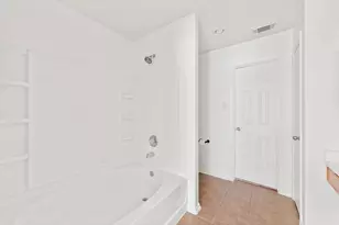 6 Druids Glen Pl, The Woodlands, TX 77382 - Photo 18