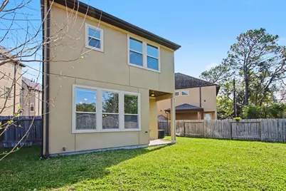 10022 Spring Shadows Park Circle, Houston, TX 77080 - Photo 32
