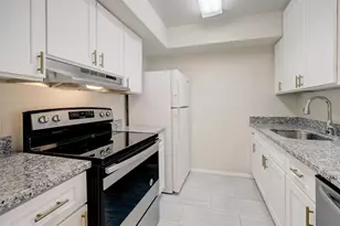 4645 Wild Indigo St, Houston, TX 77027 - Photo 2