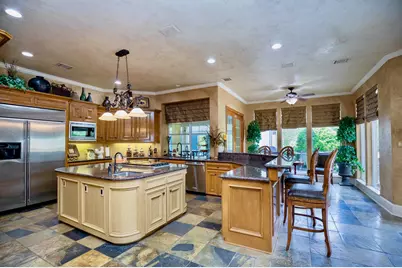 17 Windsor, Sugar Land, TX 77479 - Photo 16