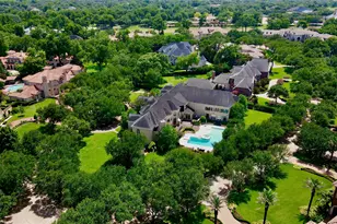 17 Windsor, Sugar Land, TX 77479 - Photo 2