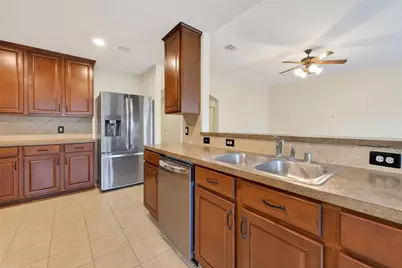 22106 Galapagos Court, Katy, TX 77449 - Photo 18