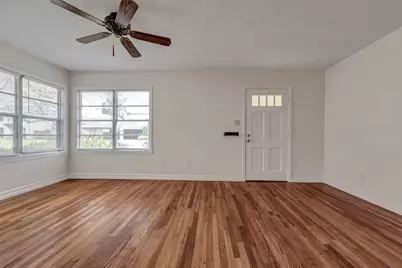 1343 Gardenia Drive, Houston, TX 77018 - Photo 8