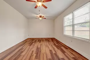 1343 Gardenia Dr, Houston, TX 77018 - Photo 14