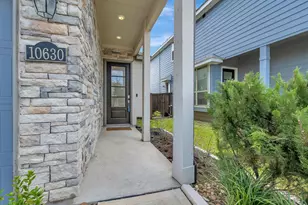 10630 Cabot Trl, Iowa Colony, TX 77583 - Photo 2