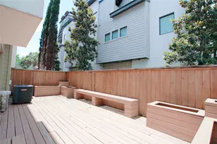 4701 Caroline St, Houston, TX 77004 - Photo 34