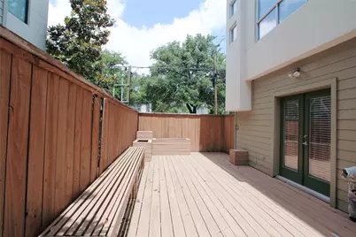 4701 Caroline Street, Houston, TX 77004 - Photo 36