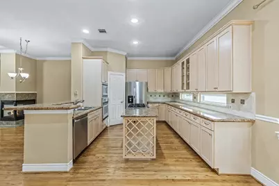 2604 Chenevert Street, Houston, TX 77004 - Photo 22