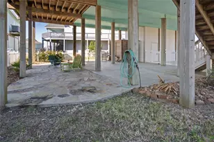 2570 Whitecap, Crystal Beach, TX 77650 - Photo 32