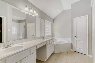 13323 Pecan Walk Lane, Sugar Land, TX 77498 - Photo 14