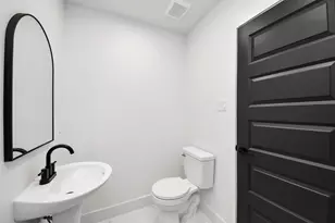 213 W 8th St, Deer Park, TX 77536 - Photo 22