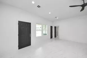 213 W 8th St, Deer Park, TX 77536 - Photo 8
