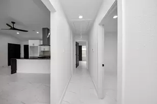 213 W 8th St, Deer Park, TX 77536 - Photo 26