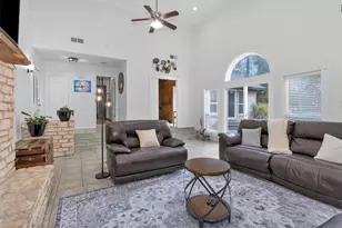 50 Village Hill Dr, Conroe, TX 77304 - Photo 10