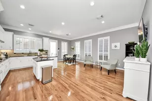 1526 W 25th St, Houston, TX 77008 - Photo 20