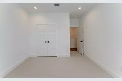 7712 Johanna Park Drive, Houston, TX 77055 - Photo 18