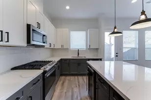 7712 Johanna Pk Dr, Houston, TX 77055 - Photo 10