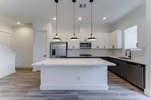 7712 Johanna Pk Dr, Houston, TX 77055 - Photo 8
