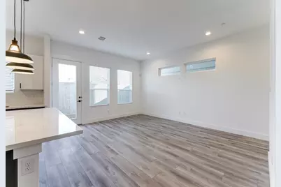 7712 Johanna Park Drive, Houston, TX 77055 - Photo 4