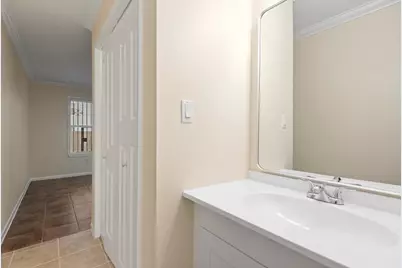 5018 Wilmington Street, Houston, TX 77033 - Photo 12