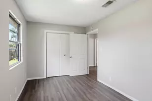 16226 Alden Ridge Dr, Houston, TX 77053 - Photo 32
