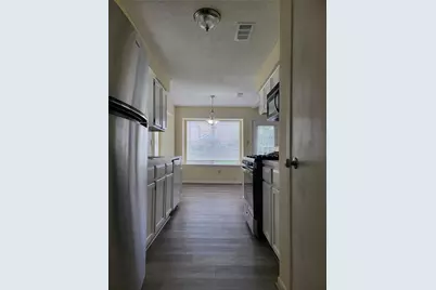 3907 Bartons Court, Sugar Land, TX 77479 - Photo 6