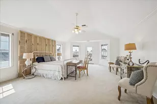 151 Tamana Dr, Tiki Island, TX 77554 - Photo 14