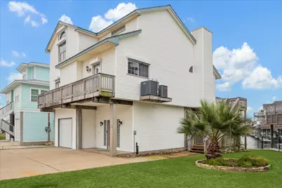 151 Tamana Drive, Tiki Island, TX 77554 - Photo 2